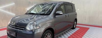 Toyota Sienta thumbnail 1