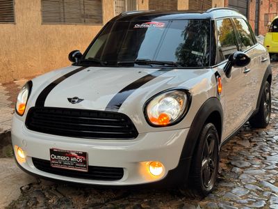 MINI One Countryman thumbnail 1