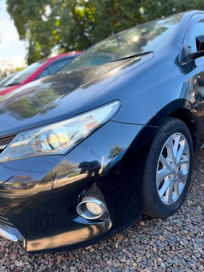 Toyota Auris thumbnail 1