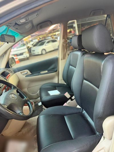 Toyota Spacio miniatura 9