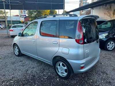 Toyota FunCargo miniatura 5