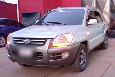 Kia Sportage thumbnail 1