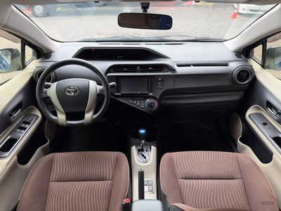 Toyota Aqua miniatura 3