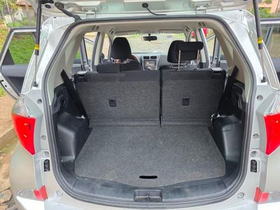 Toyota Ractis miniatura 4