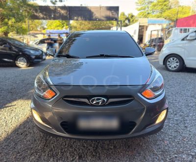 Hyundai Accent 2014