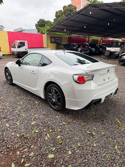 Toyota GT 86 miniatura 11