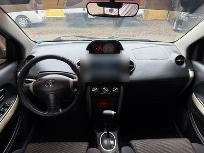 Toyota Ist miniatura 5