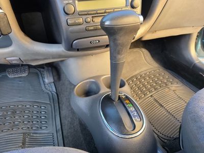 Toyota Vitz miniatura 6