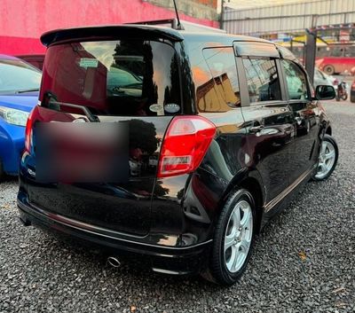 Toyota Ractis miniatura 11