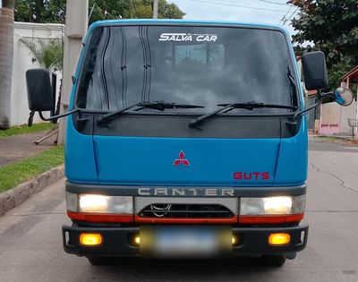 Mitsubishi Canter miniatura 2