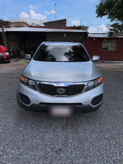Kia Sorento thumbnail 1