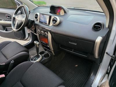 Toyota Ist miniatura 8