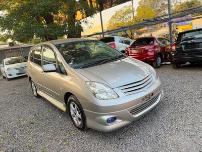 Toyota Spacio thumbnail 1