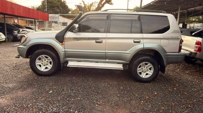 Toyota Land Cruiser Prado miniatura 9