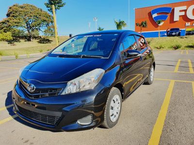 Toyota Vitz thumbnail 1