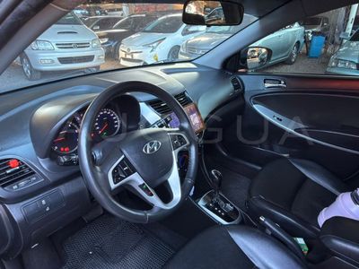 Hyundai Accent miniatura 6