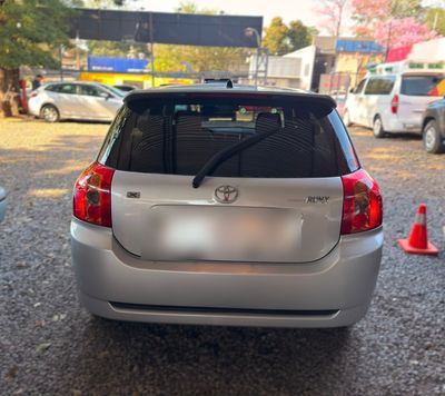 Toyota Corolla miniatura 6