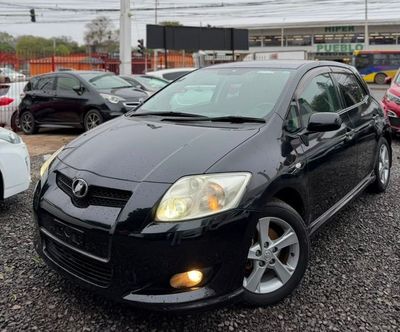 Toyota Auris thumbnail 1