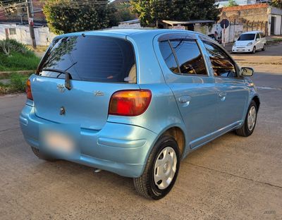 Toyota Vitz miniatura 10
