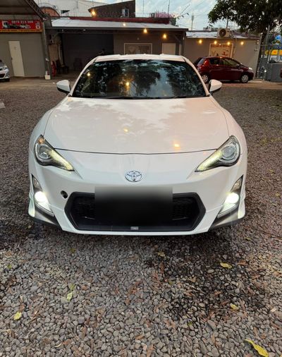 Toyota GT 86 miniatura 2