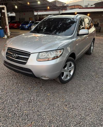 Hyundai Santa Fe thumbnail 1