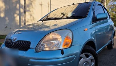 Toyota Vitz miniatura 18