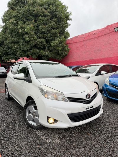 Toyota Vitz 2013