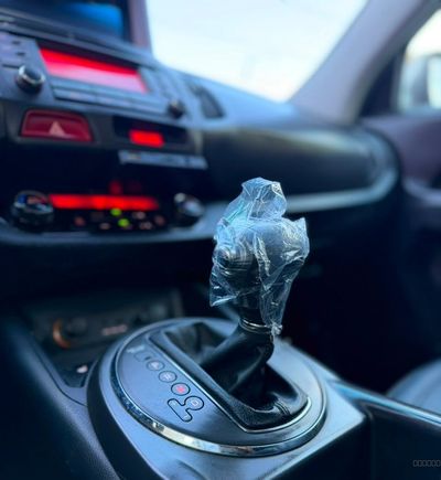 Kia Sportage miniatura 11