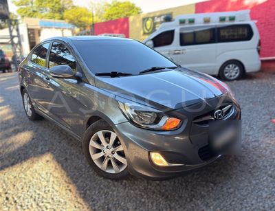 Hyundai Accent miniatura 3