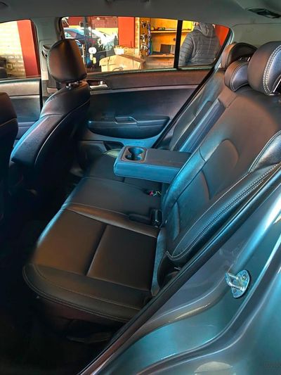 Kia Sportage miniatura 6