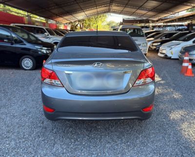 Hyundai Accent miniatura 5