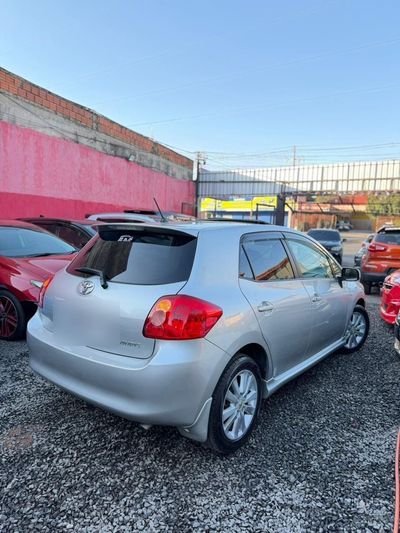 Toyota Auris miniatura 7