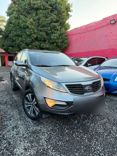 Kia Sportage thumbnail 1