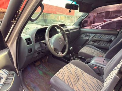 Toyota Land Cruiser Prado miniatura 6