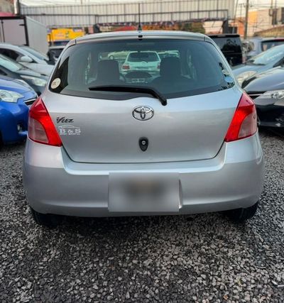Toyota Vitz miniatura 9