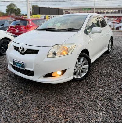 Toyota Auris thumbnail 1