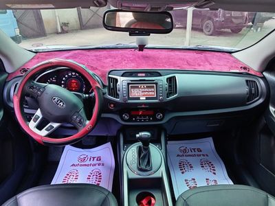 Kia Sportage miniatura 8