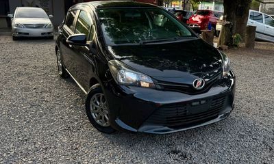 Toyota Vitz thumbnail 1