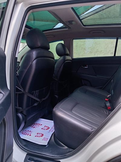Kia Sportage miniatura 6