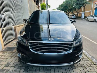 Kia Carnival miniatura 6