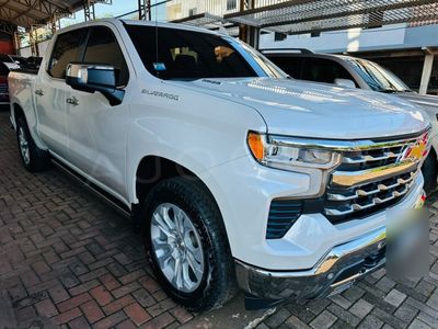 Chevrolet Silverado thumbnail 1