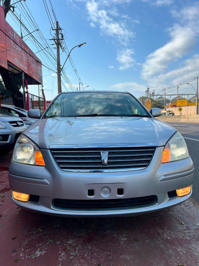 Toyota Premio thumbnail 1