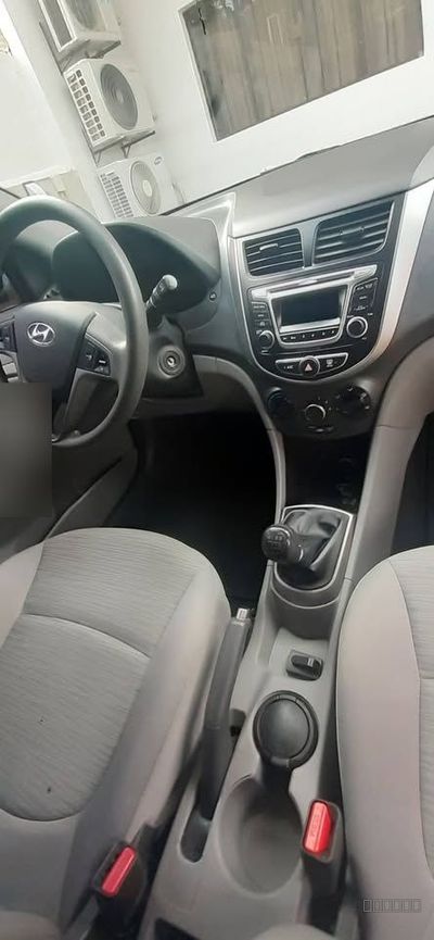 Hyundai Accent miniatura 6