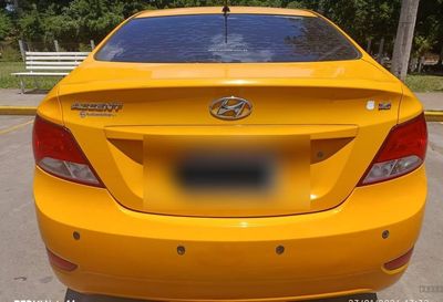 Hyundai Accent miniatura 4
