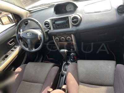 Toyota Ist miniatura 6