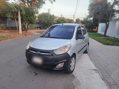 Hyundai i10 thumbnail 1