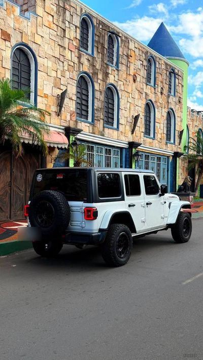 Jeep Wrangler miniatura 8