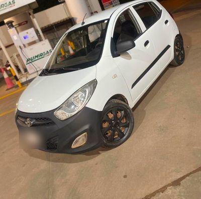 Hyundai i10 miniatura 2
