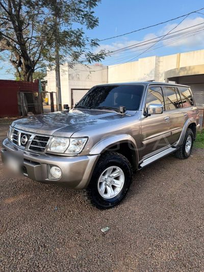 Nissan Patrol thumbnail 1