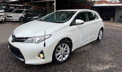 Toyota Auris thumbnail 1